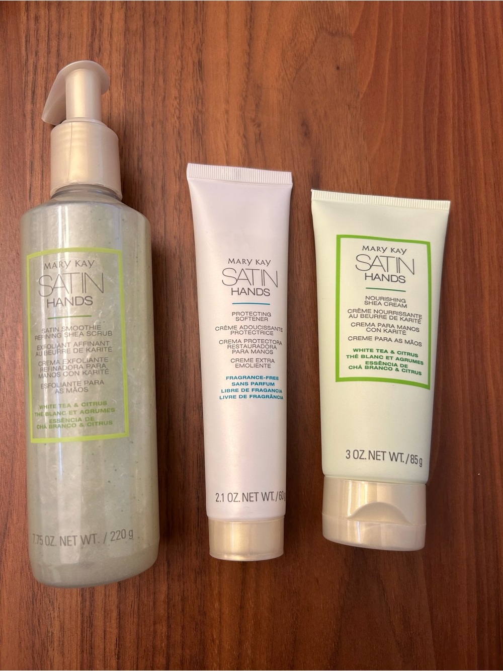 Mary Kay Satin Hands Nourishing Hand care trio